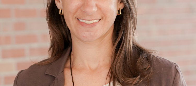 Headshot of Lisa Krimsky